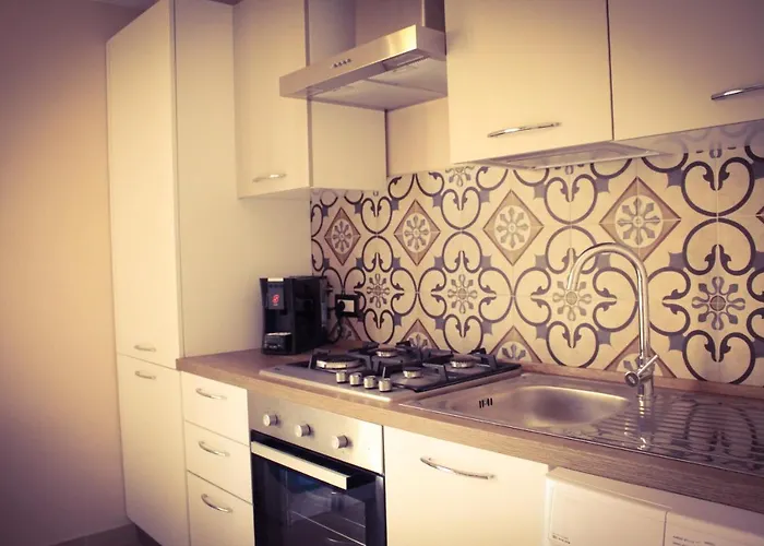 Maison Marianna Чефалу